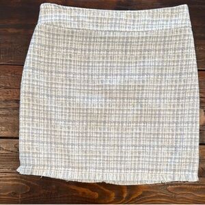 Maison d’Amelie lavender and grey tweed skirt. Size small. GUC.